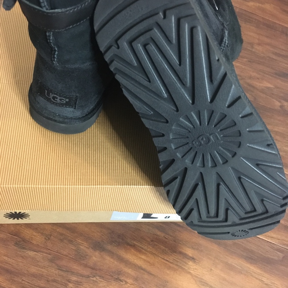 Ugg Nash Genuine Shearling Lined Boot - image 7